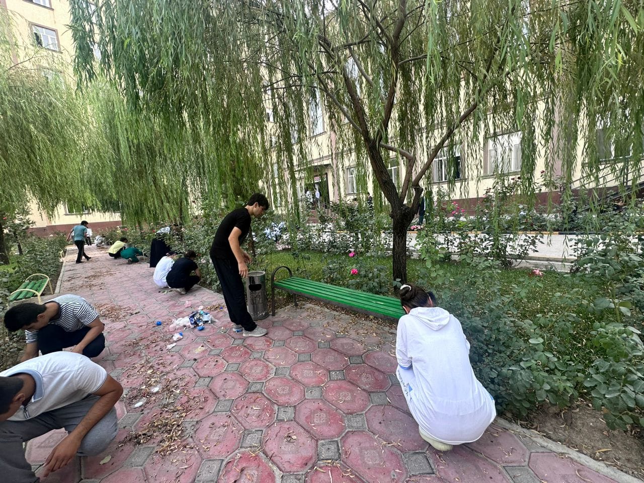 ШАНБЕГИИ ДАСТАҶАМЪОНА