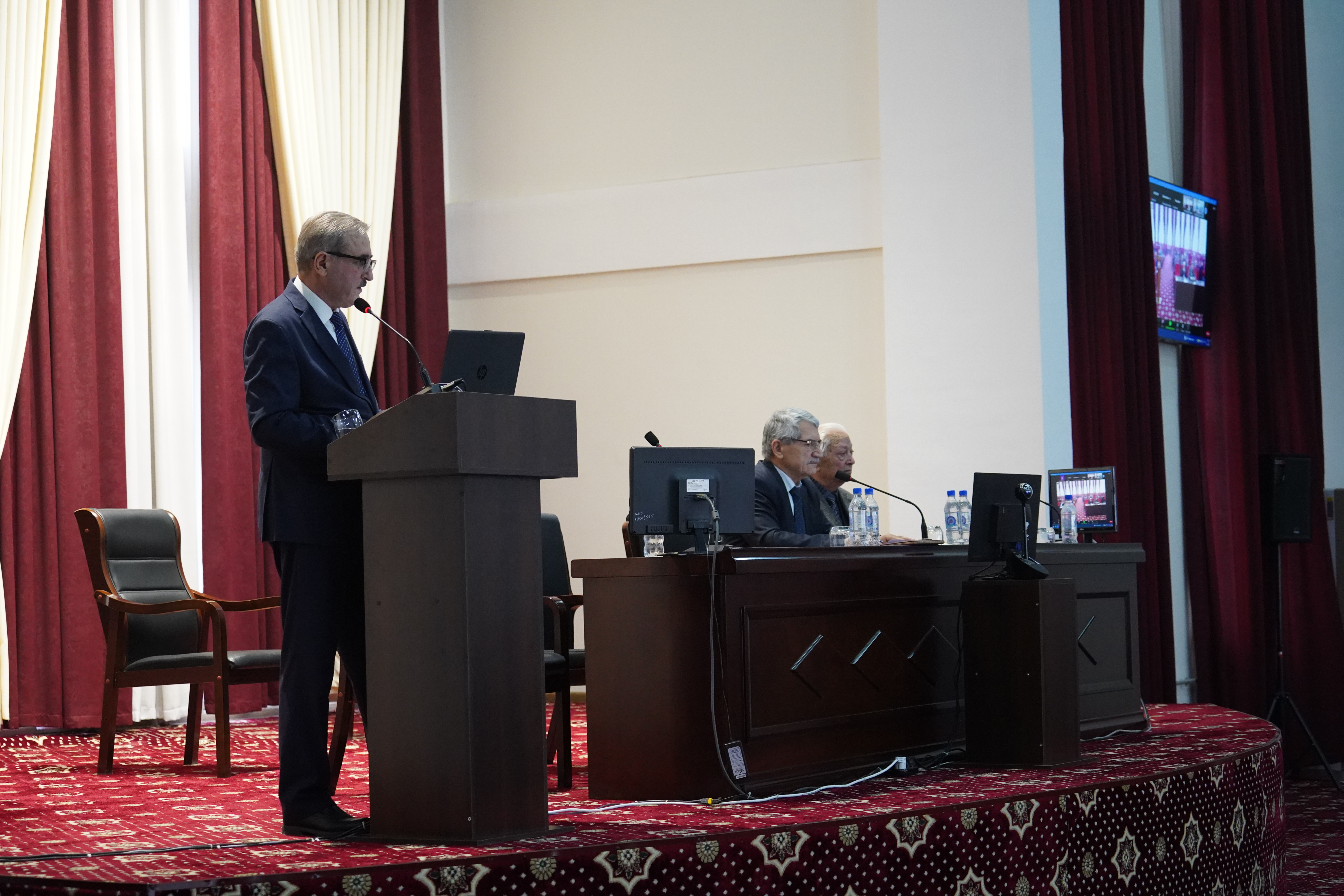 Meeting of the Association of Children's Surgeons of the Republic of Tajikistan at the NEI “Medical - Social Institute of Tajikistan”.